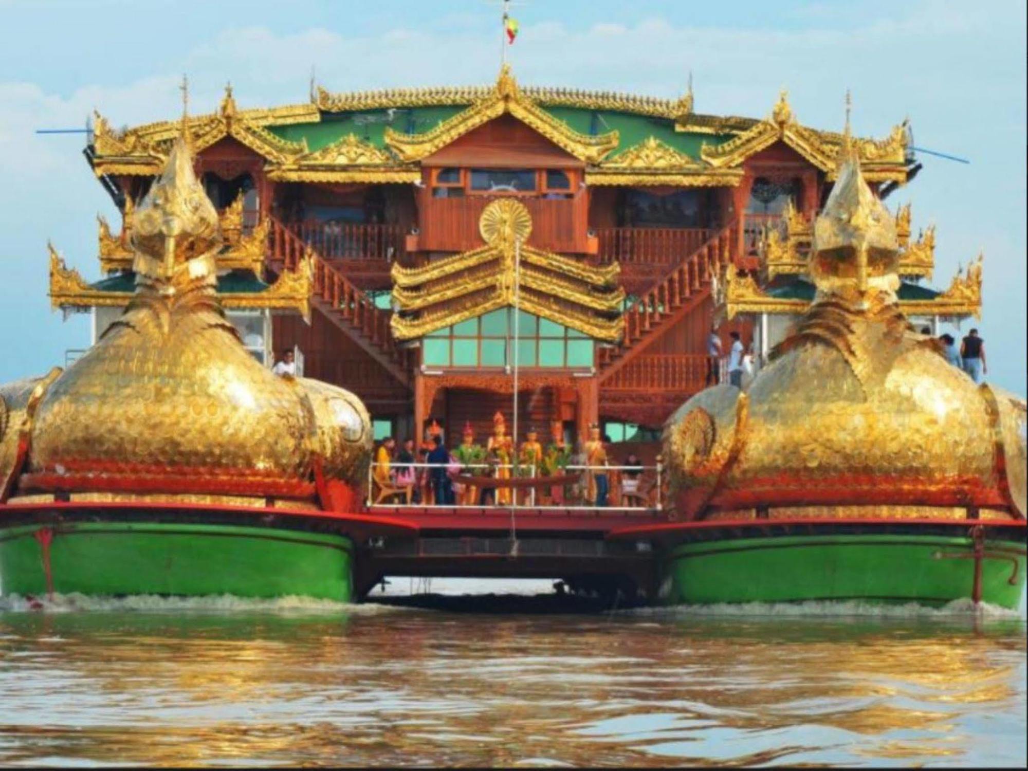 Mandalay Karaweik Mobile Hotel Exterior foto